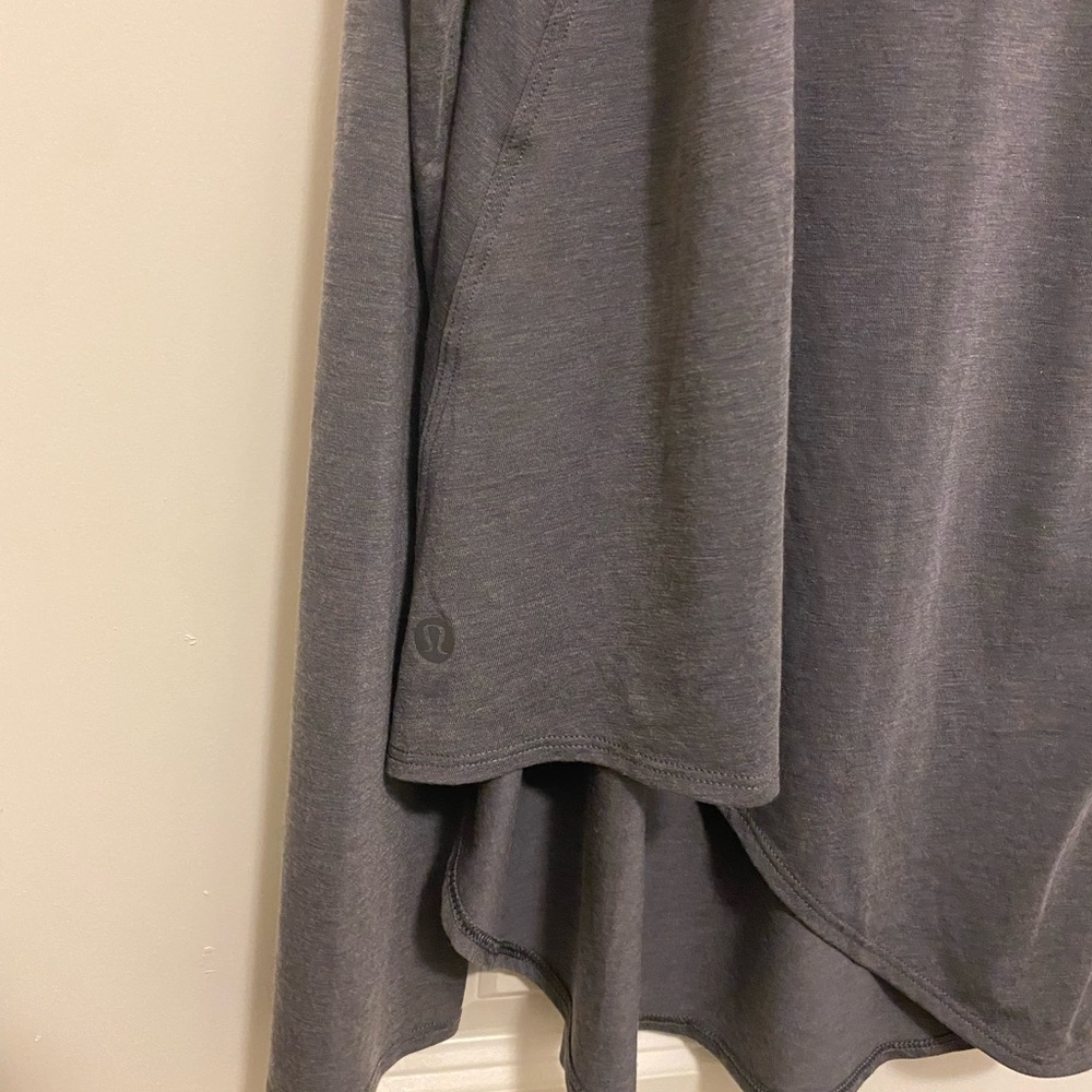 Lululemon lifted balance long sleeve, heathered titanium M/L - Picture 10 of 12